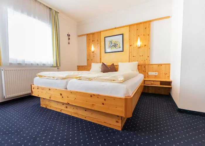 Kristall Πανσιόν